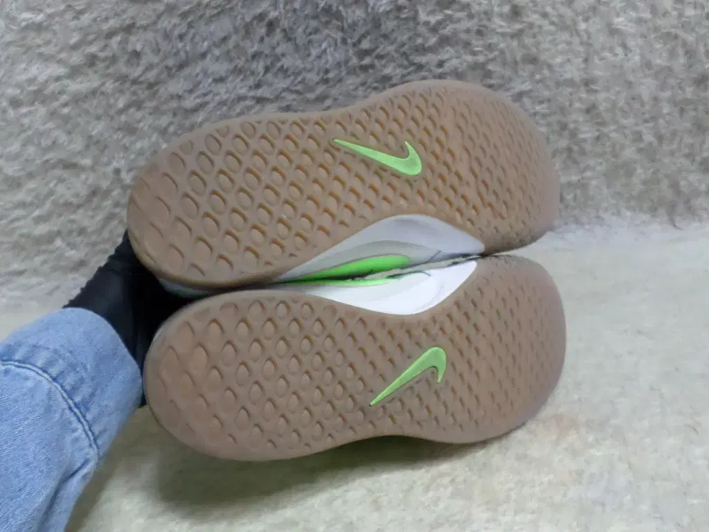 thumbnail-4